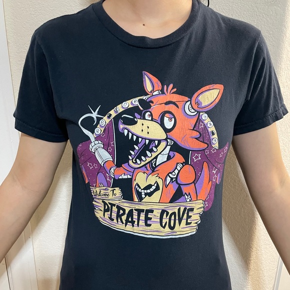 Five Nights at Freddys Welcome to Pirate Cove - Picture 1 of 3